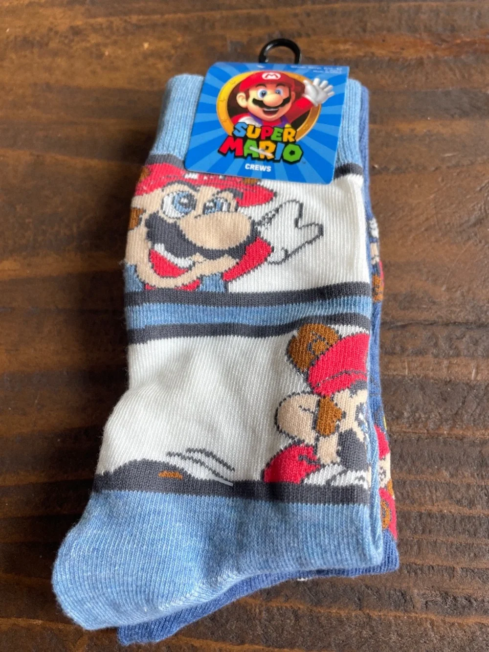 NEW Super Mario Men’s Crew Socks 2 pair, Fits Shoe Size: 6 1/2-12